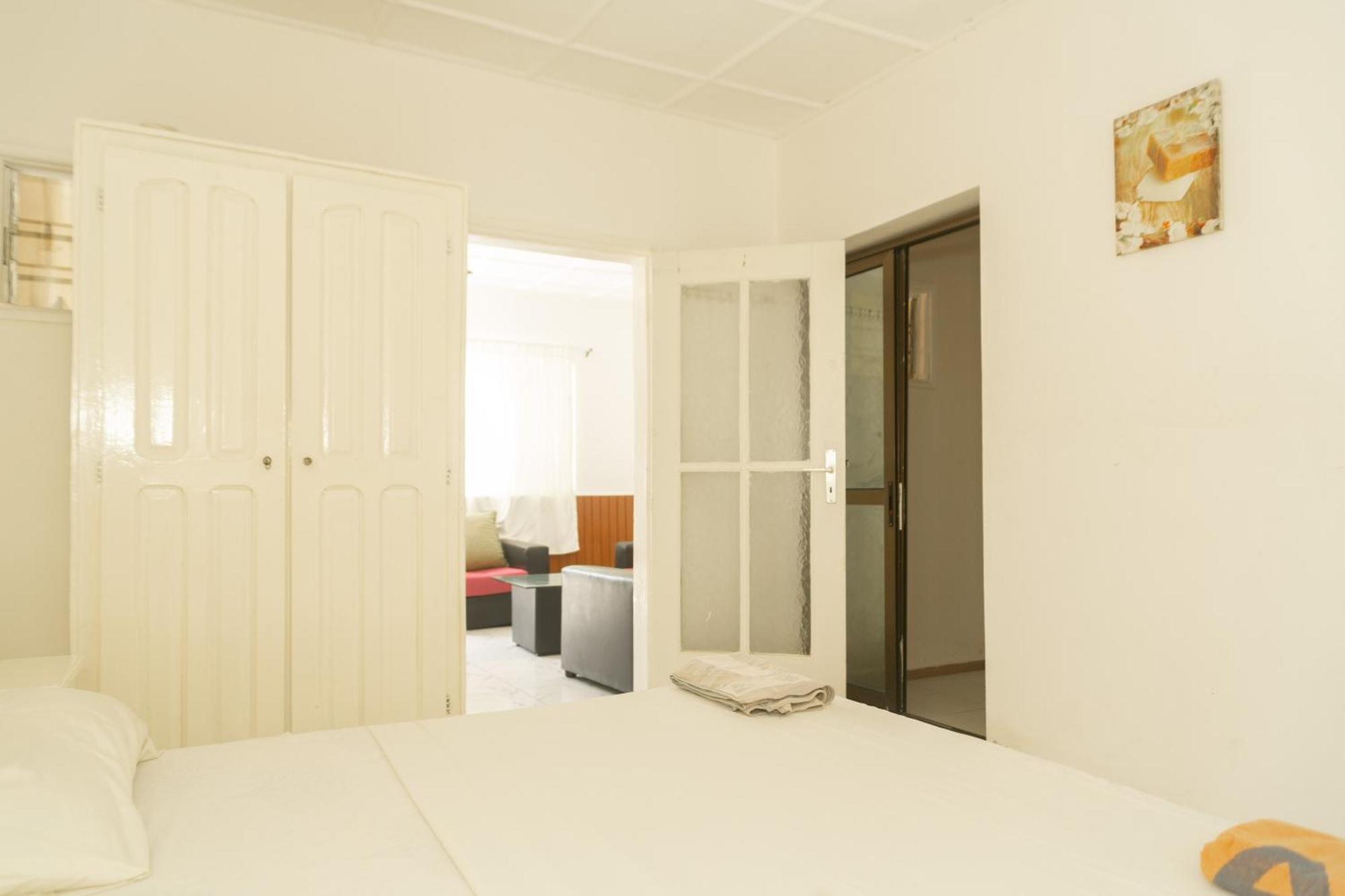 Tahiti Hotel Cotonou Ngoại thất bức ảnh