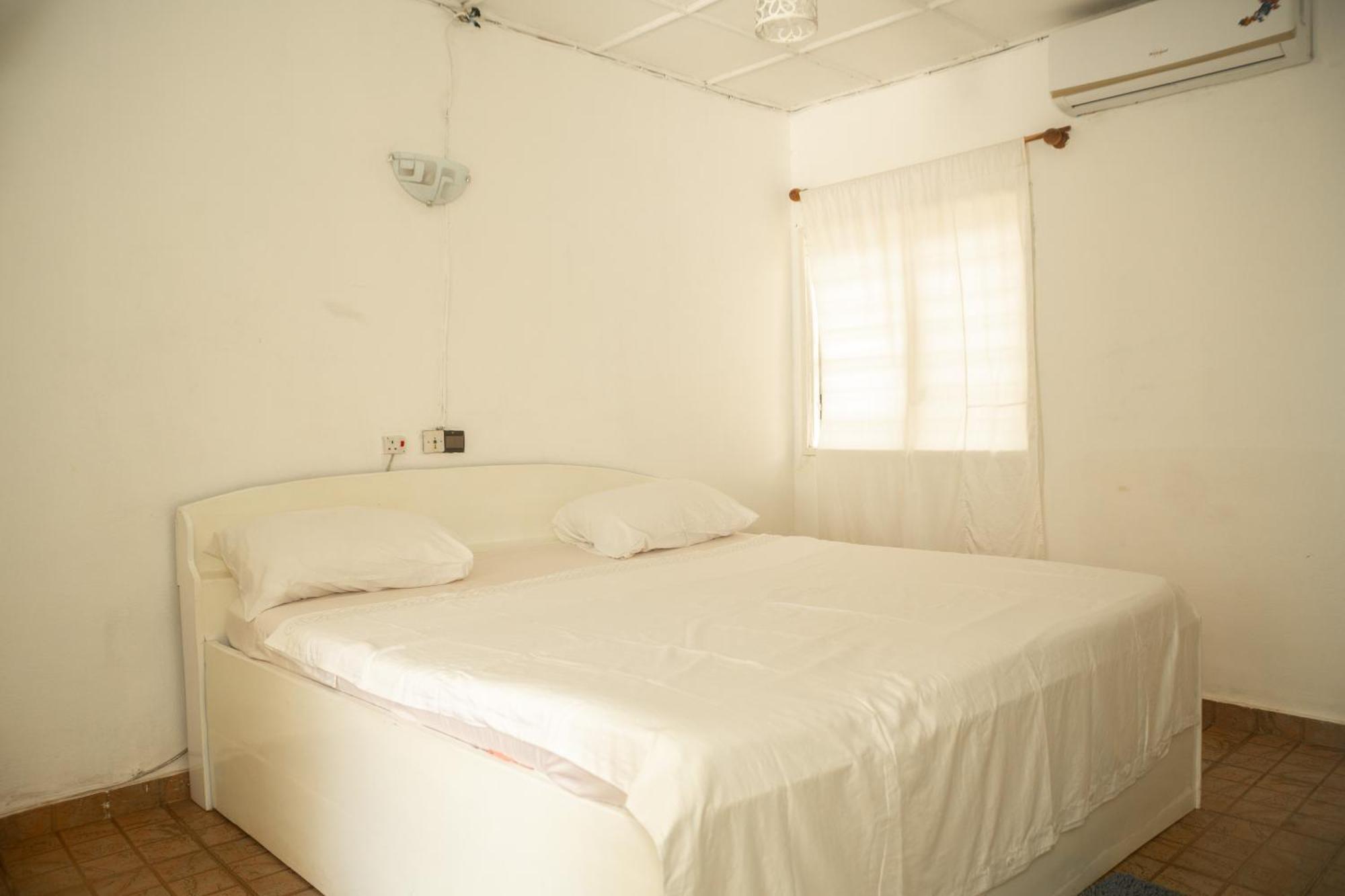 Tahiti Hotel Cotonou Ngoại thất bức ảnh