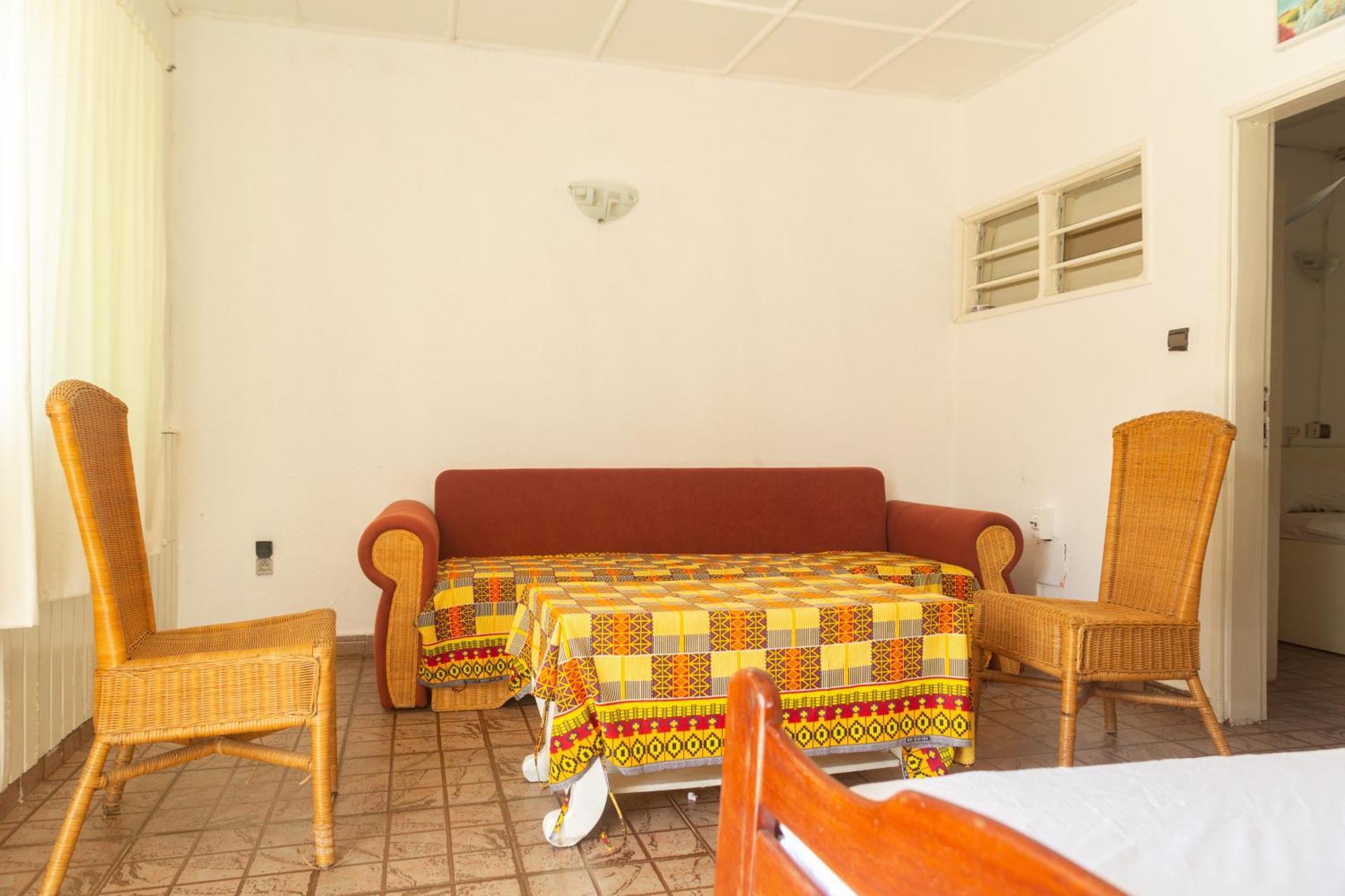 Tahiti Hotel Cotonou Ngoại thất bức ảnh