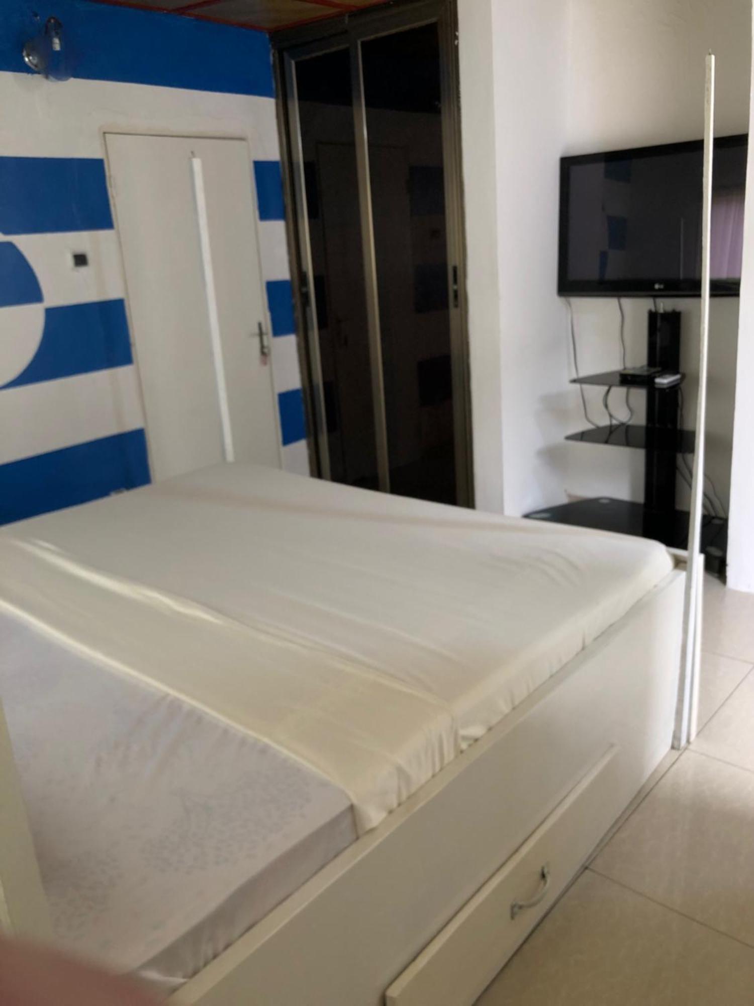 Tahiti Hotel Cotonou Ngoại thất bức ảnh